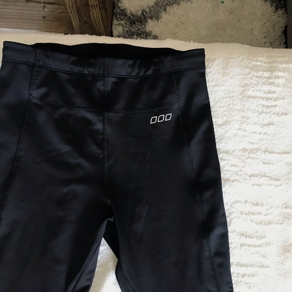 Lorna Jane high waisted 7/8 leggings - Picture 2 of 7